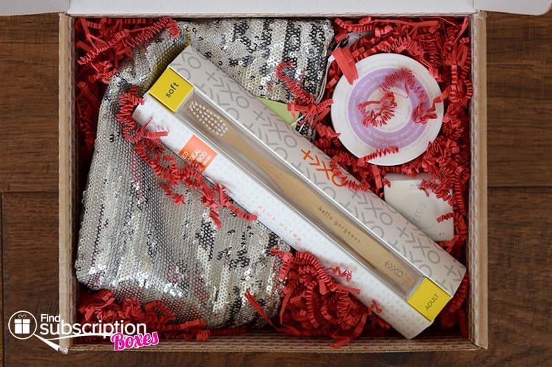 LOVE GOODLY Review - December/January 2016 Holiday Box First Look