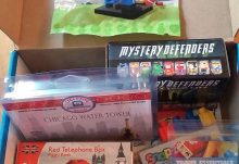 Brick Loot August 2016 Review - Box Contents